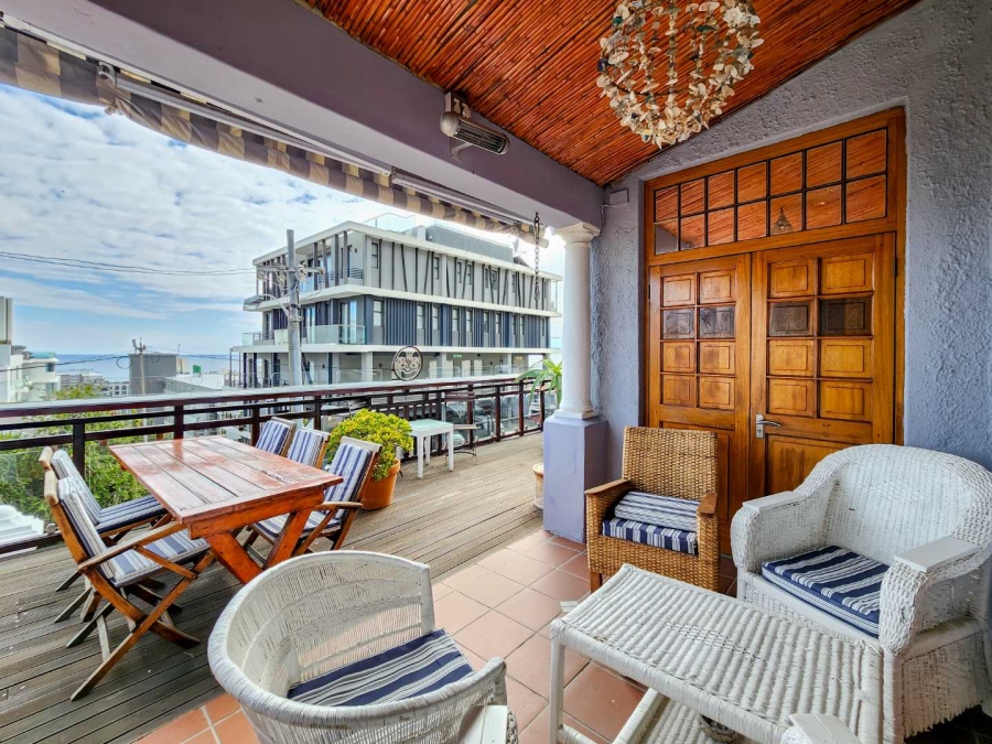 2 Bedroom Property for Sale in Sea Point Western Cape